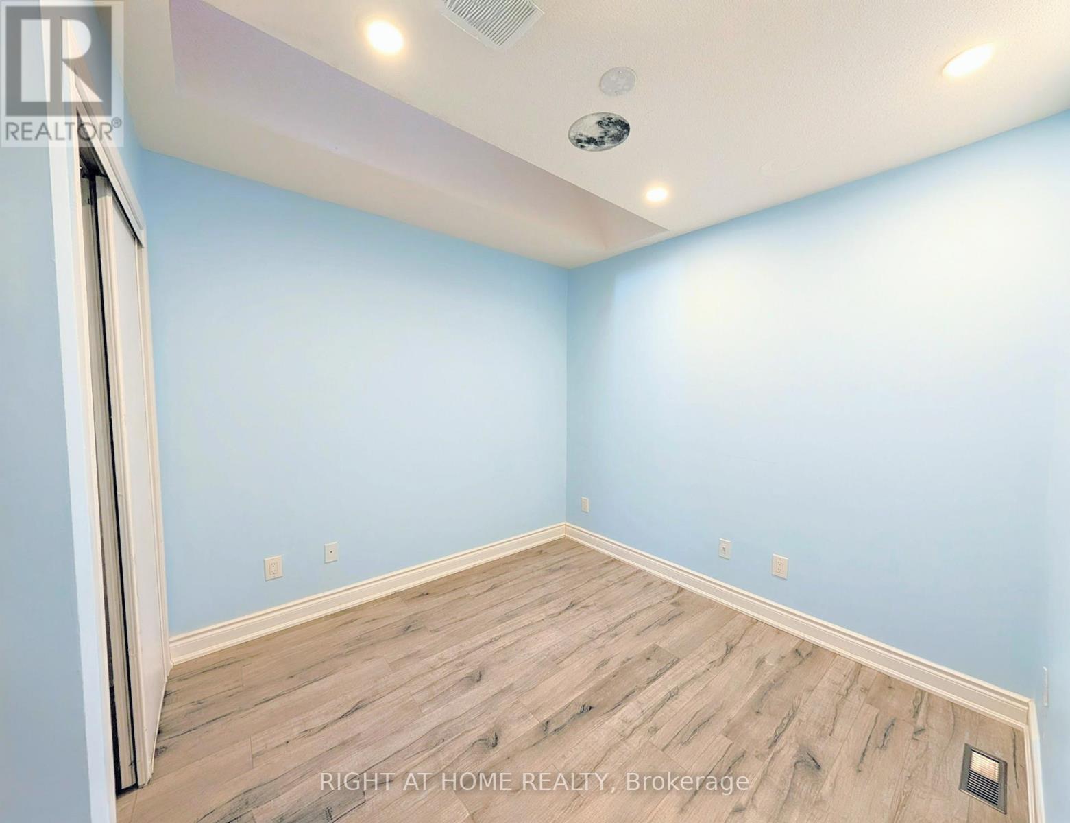 16 Thornharrold Street, Ajax, Ontario L1S 0B4 - Photo 11 - E12614614