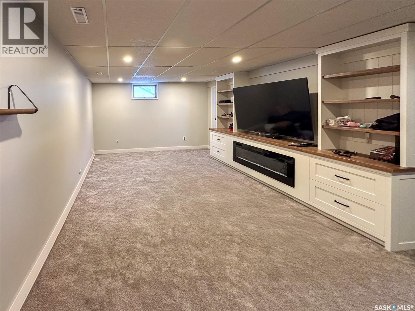 551 1st Street E, Lafleche, Saskatchewan  S0H 2K0 - Photo 17 - SK025434