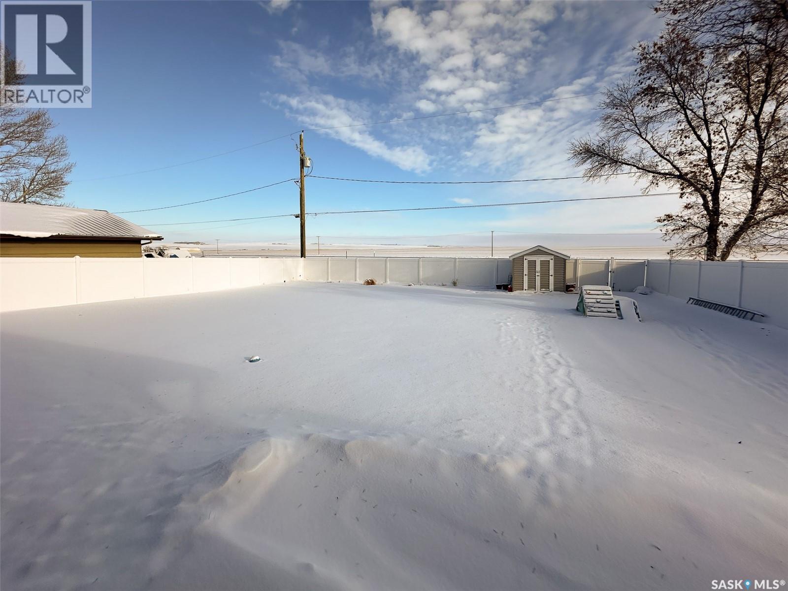 551 1st Street E, Lafleche, Saskatchewan  S0H 2K0 - Photo 32 - SK025434