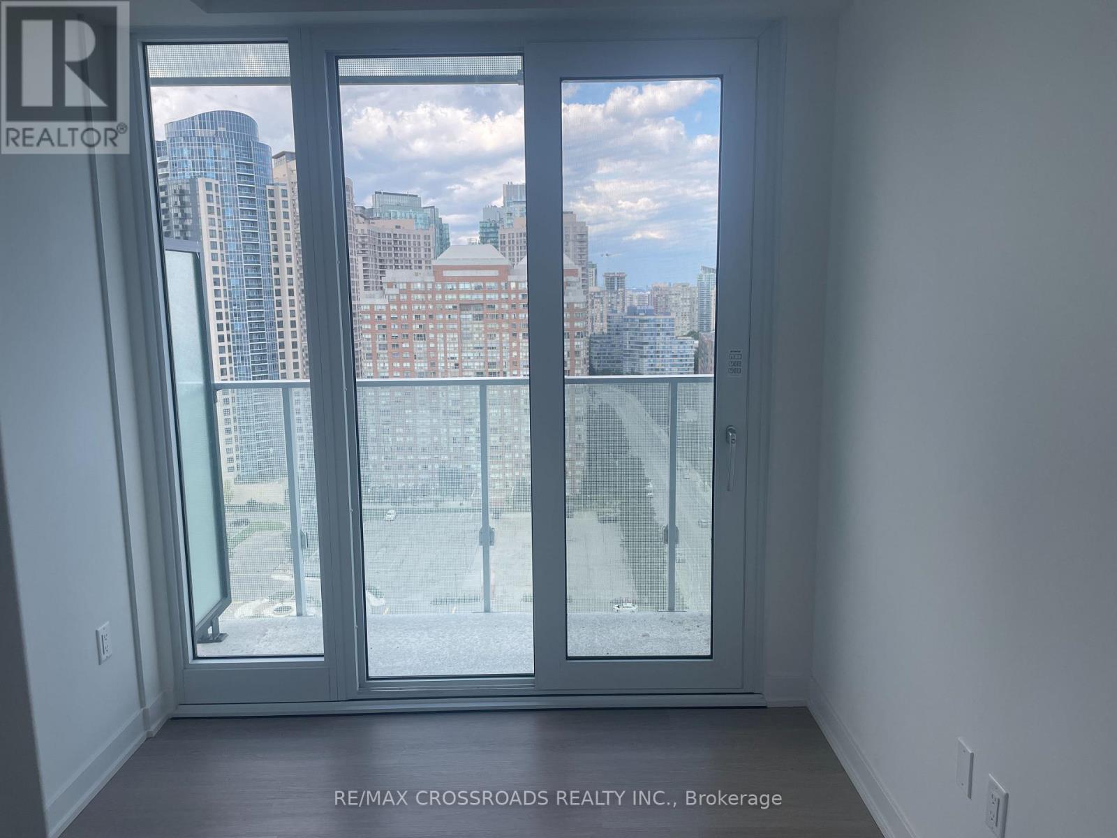 1804 - 3883 Quartz Road, Mississauga, Ontario L5B 0M4 - Photo 12 - W12614606