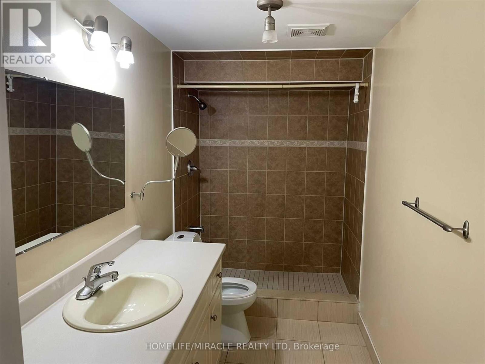 Unknown Address, ,     - Photo 7 - W12614618