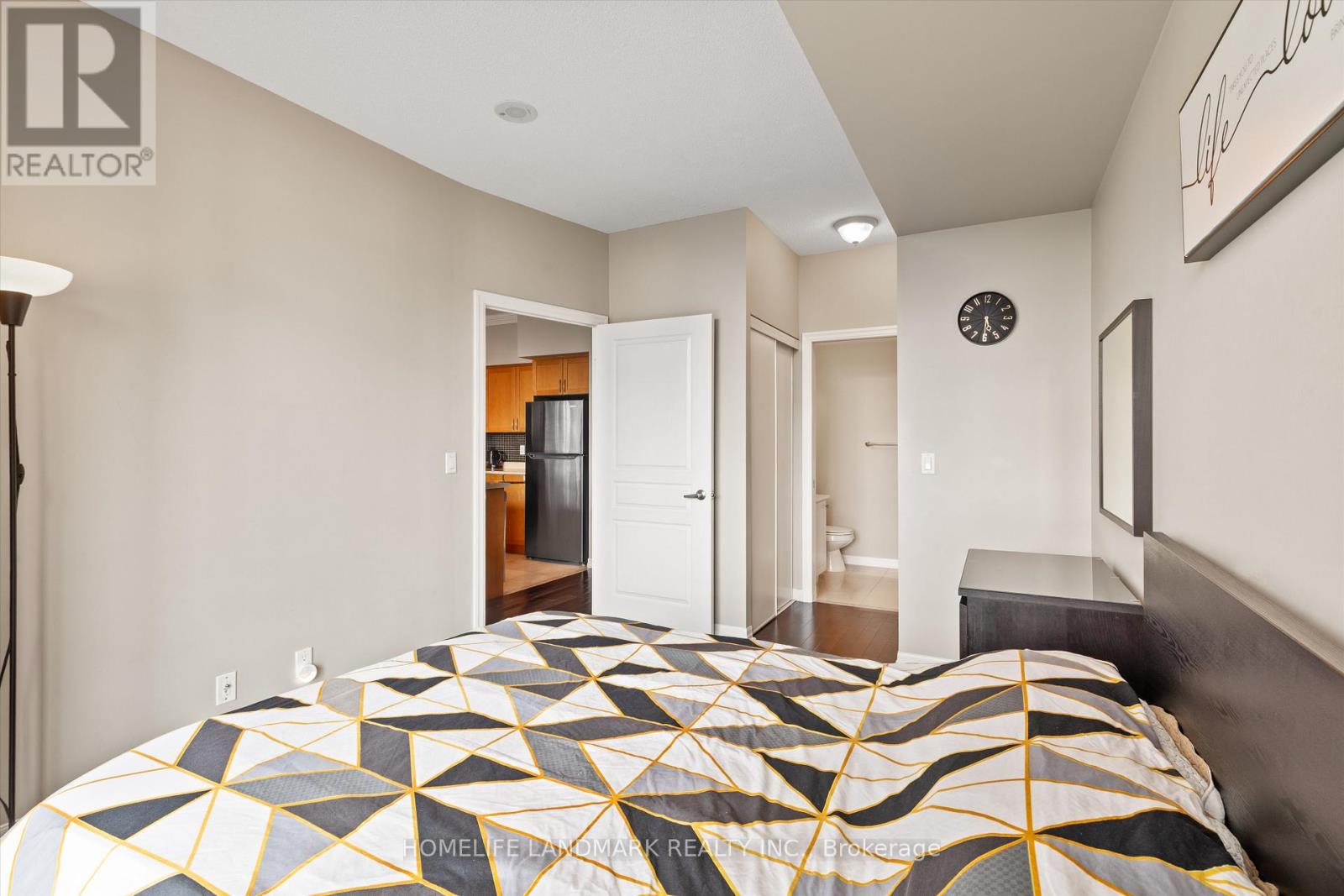 3110 - 3939 Duke Of York Boulevard, Mississauga, Ontario L5B 4N2 - Photo 11 - W12614636