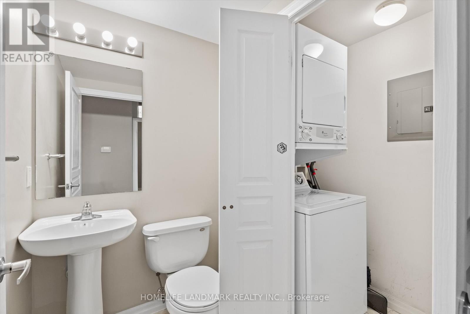 3110 - 3939 Duke Of York Boulevard, Mississauga, Ontario L5B 4N2 - Photo 15 - W12614636