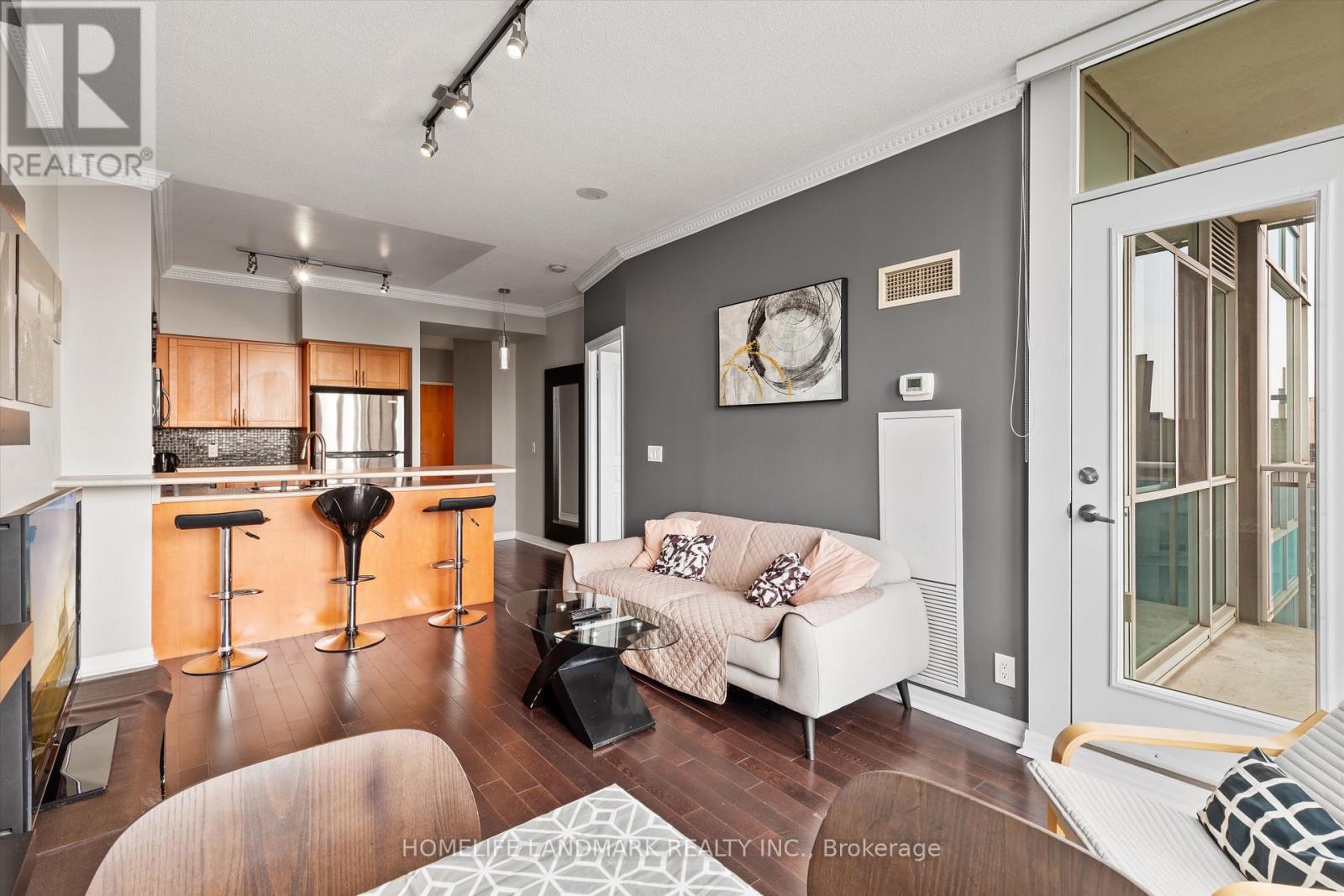 3110 - 3939 Duke Of York Boulevard, Mississauga, Ontario L5B 4N2 - Photo 7 - W12614636