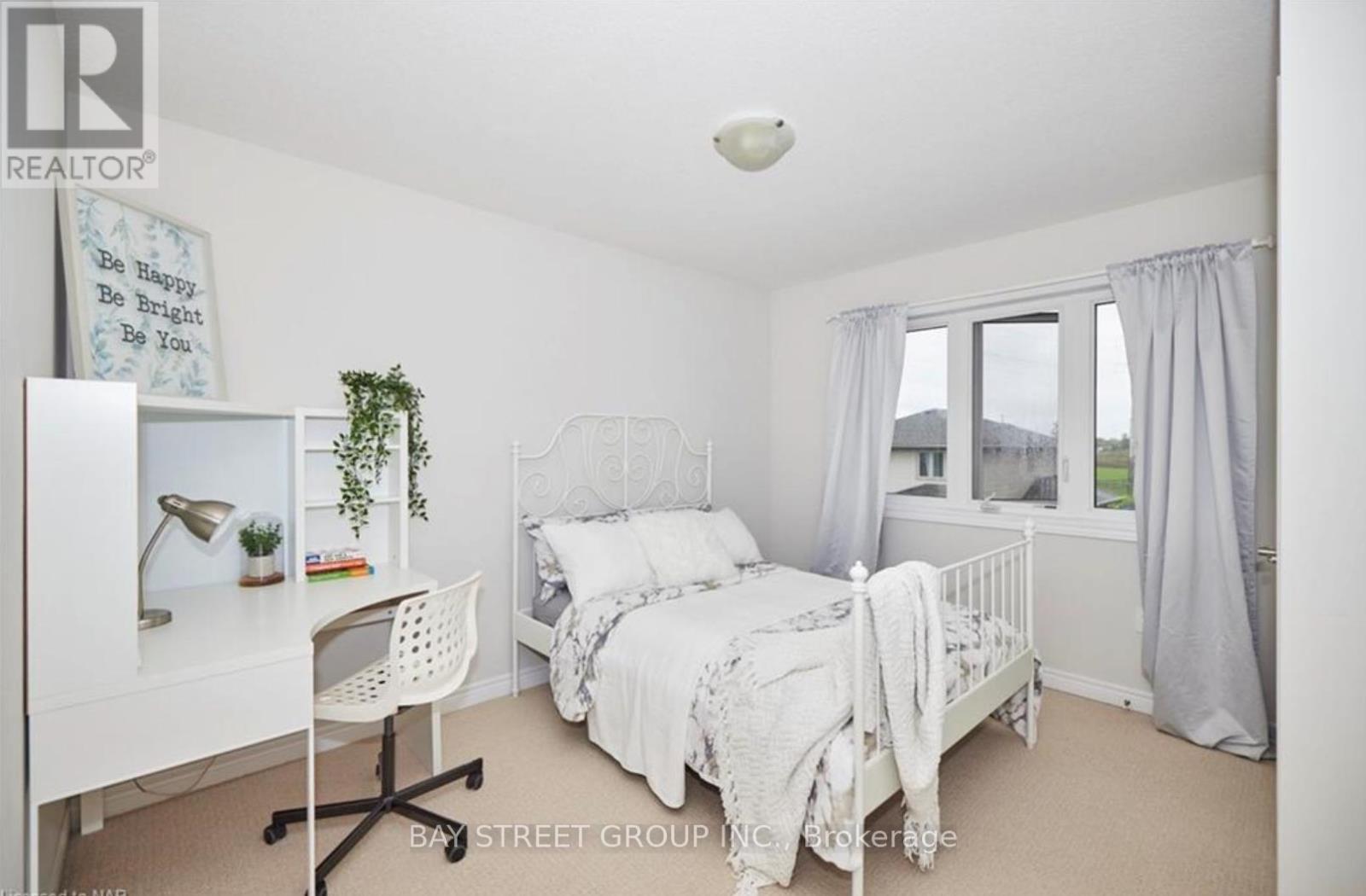 15 Kenmar Court, St. Catharines, Ontario L2P 0B2 - Photo 20 - X12614632