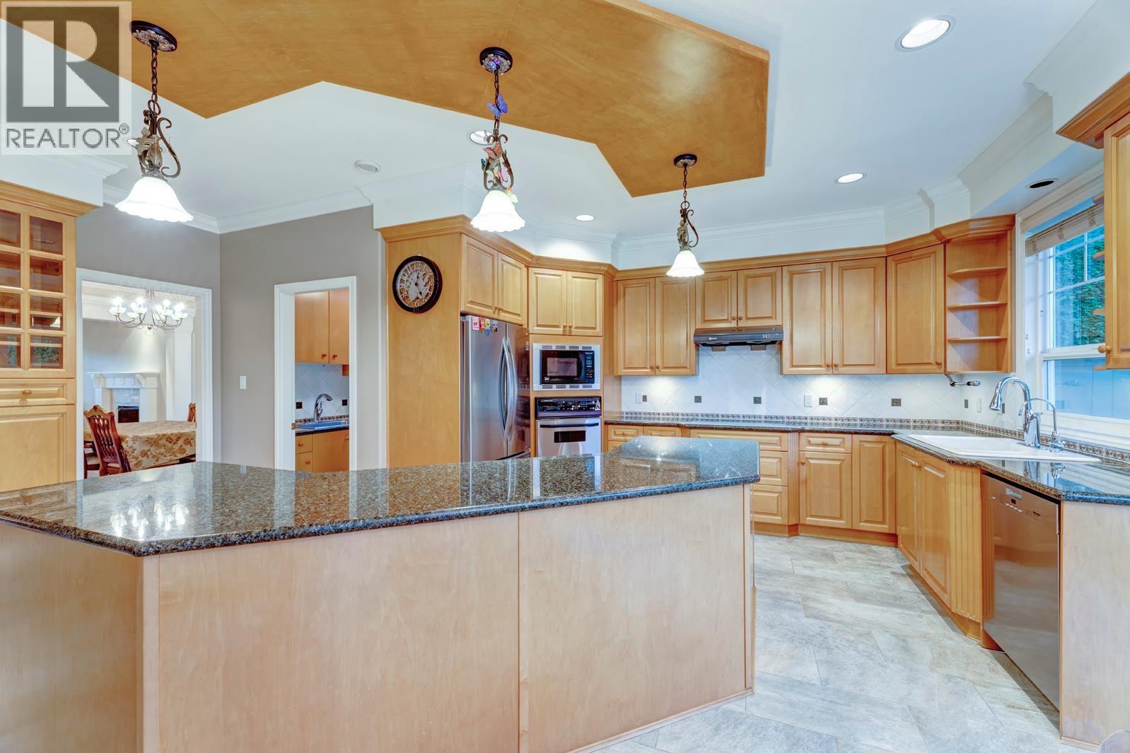 7988 7988 Sunnyholme Crescent, Richmond, British Columbia  V6Y 1G7 - Photo 3 - R3073187