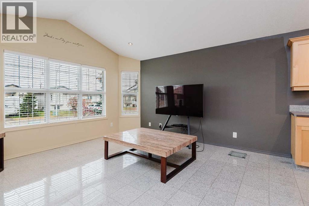 9359 131 Avenue, Grande Prairie, Alberta  T8X 1S7 - Photo 6 - A2269019