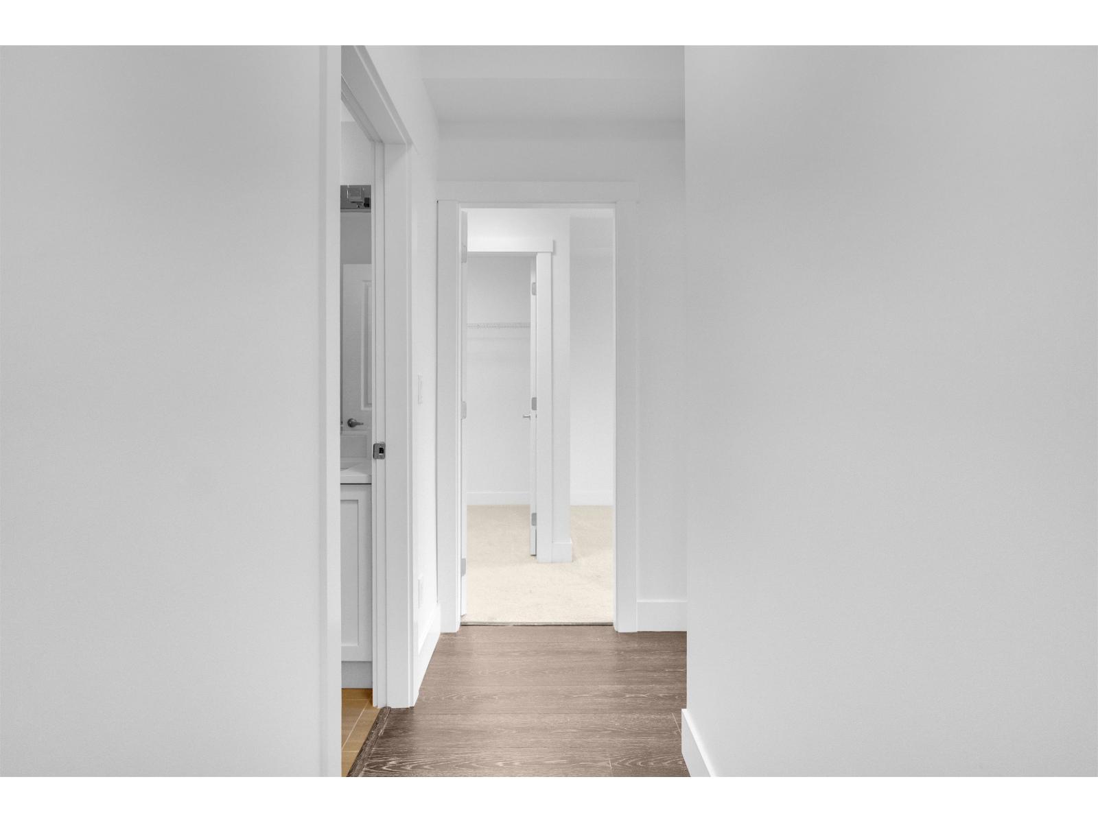 208 9983 E Barnston Drive, Surrey, British Columbia  V4N 6T3 - Photo 9 - R3072938