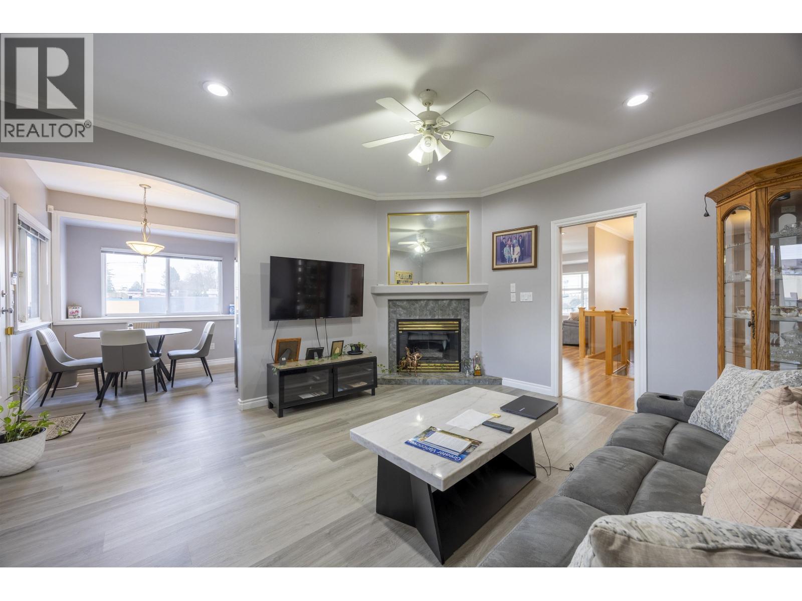 7877 15th Avenue, Burnaby, British Columbia  V3N 1W7 - Photo 15 - R3073104