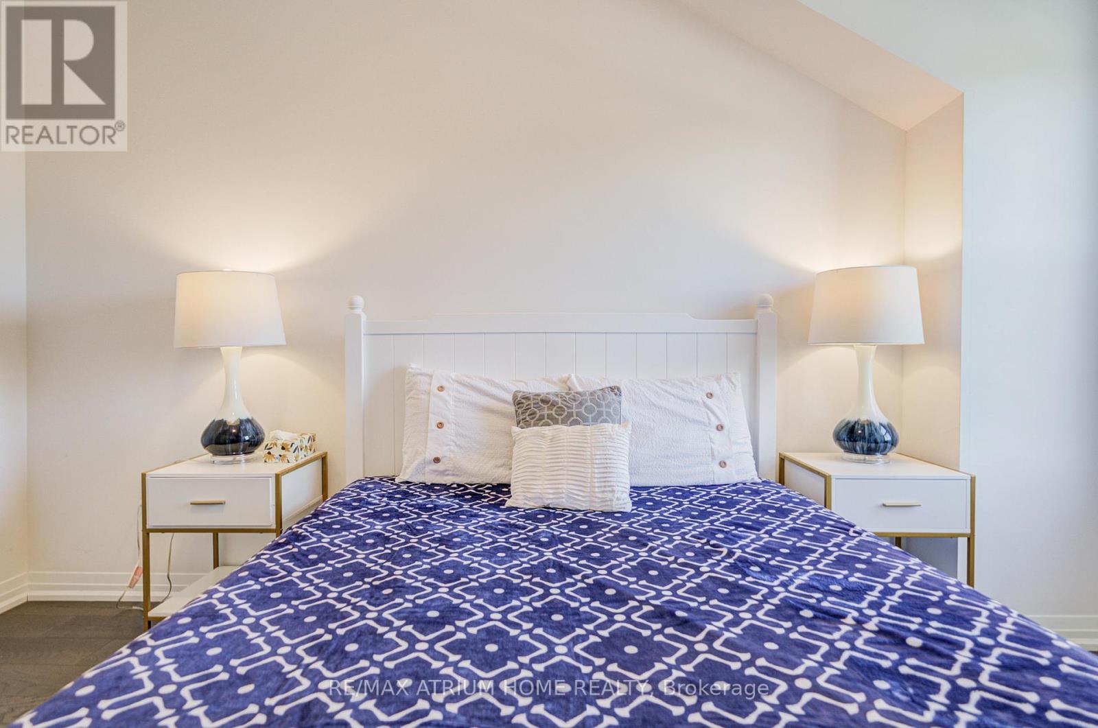 9076 Woodbine Ave, Markham, Ontario  L3R 0J8 - Photo 39 - N12614654