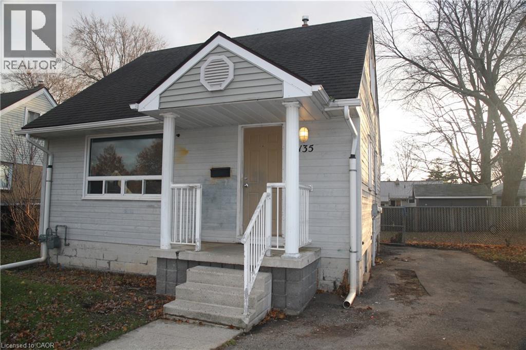 135 Elizabeth Crescent, Dunnville, Ontario N1A 2P2 - Photo 2 - 40790249