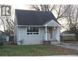 135 ELIZABETH Crescent, Dunnville, Ontario