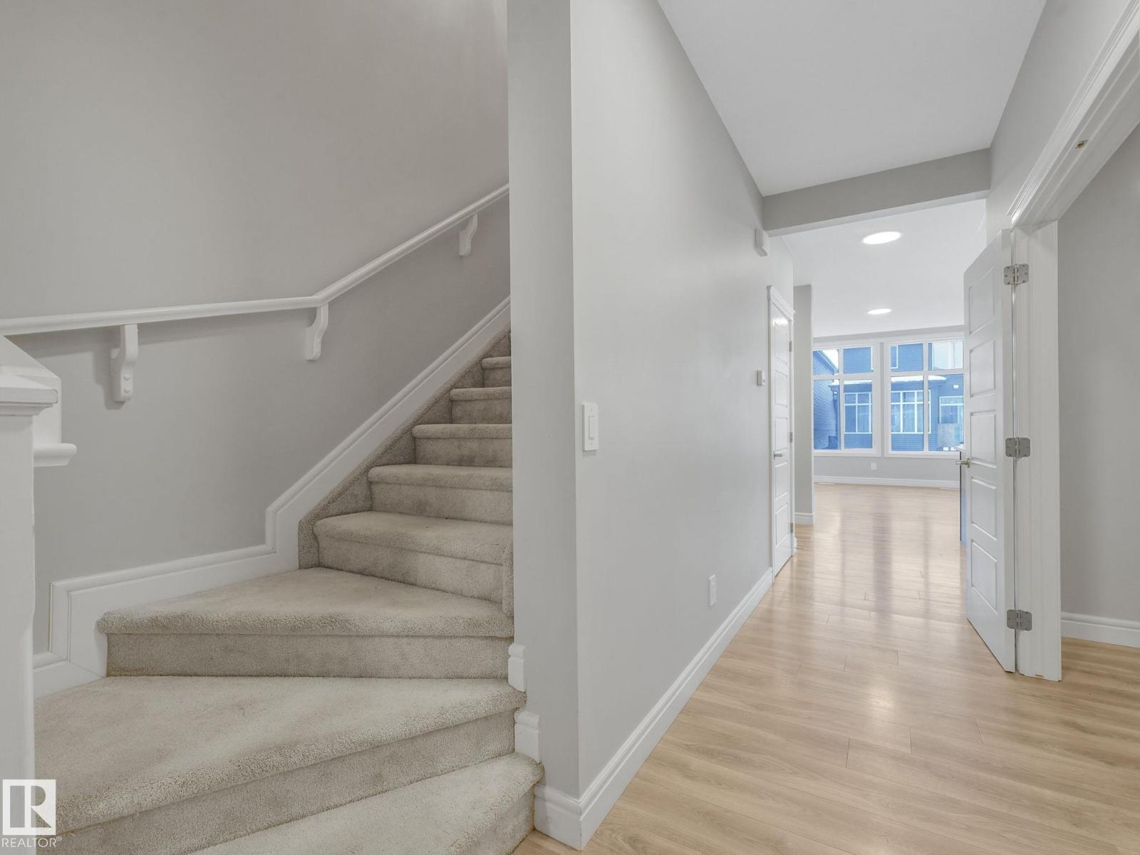 5611 Kootook Pl Sw, Edmonton, Alberta  T6W 4Z5 - Photo 5 - E4467817