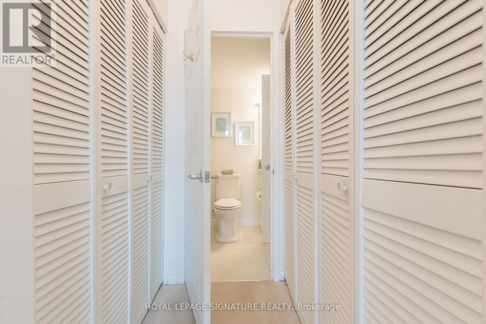 206 - 356 Mcrae Drive, Toronto, Ontario  M4G 4G4 - Photo 18 - C12444238