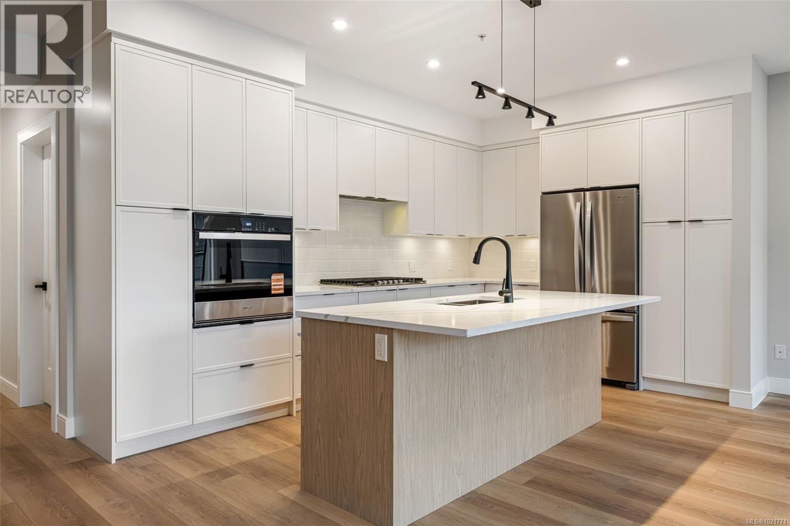 2509 Bronzite Pl, Langford, British Columbia  V9B 7E2 - Photo 4 - 1021771