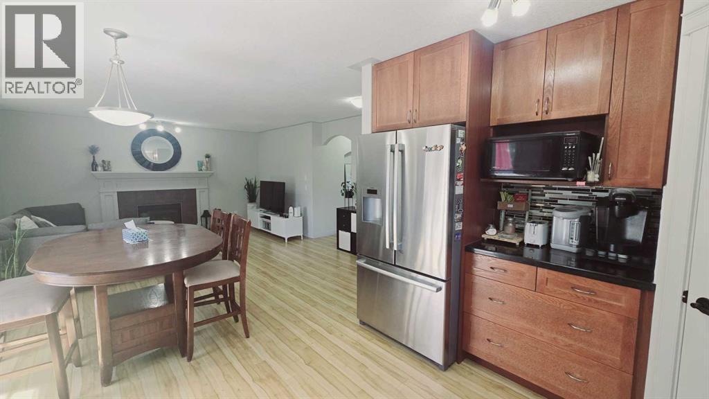 1156 Sherwood Boulevard Nw, Calgary, Alberta  T3R 1P3 - Photo 8 - A2236529