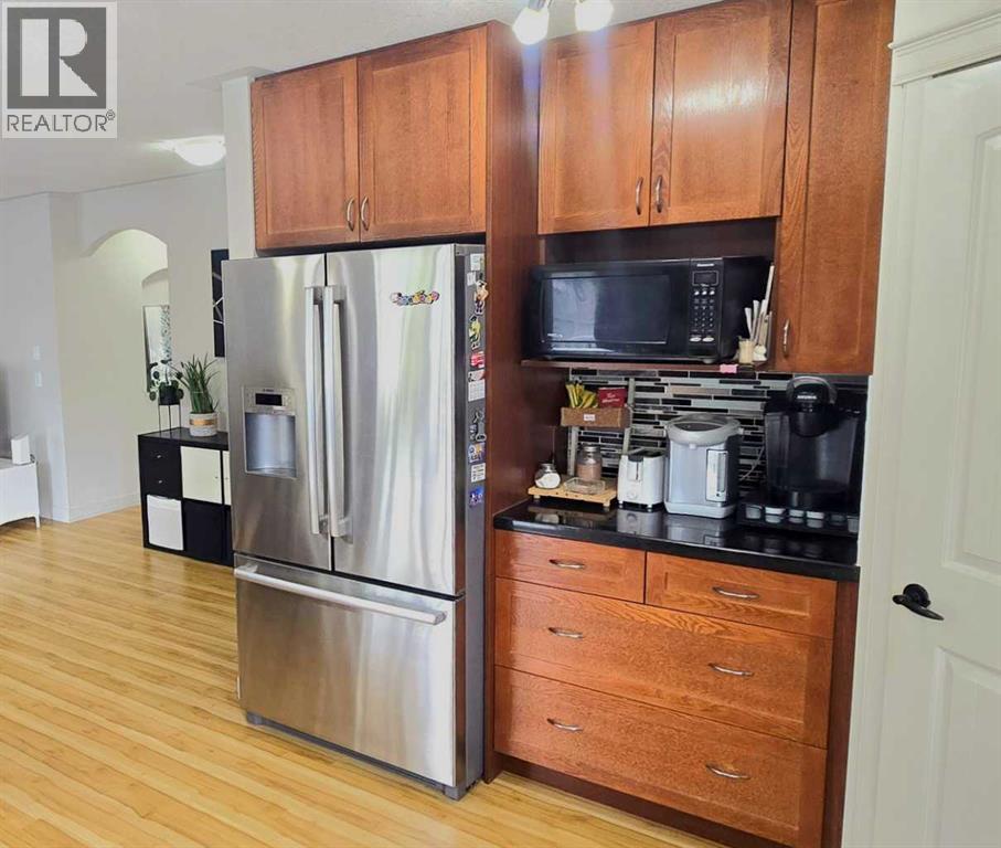 1156 Sherwood Boulevard Nw, Calgary, Alberta  T3R 1P3 - Photo 11 - A2236529