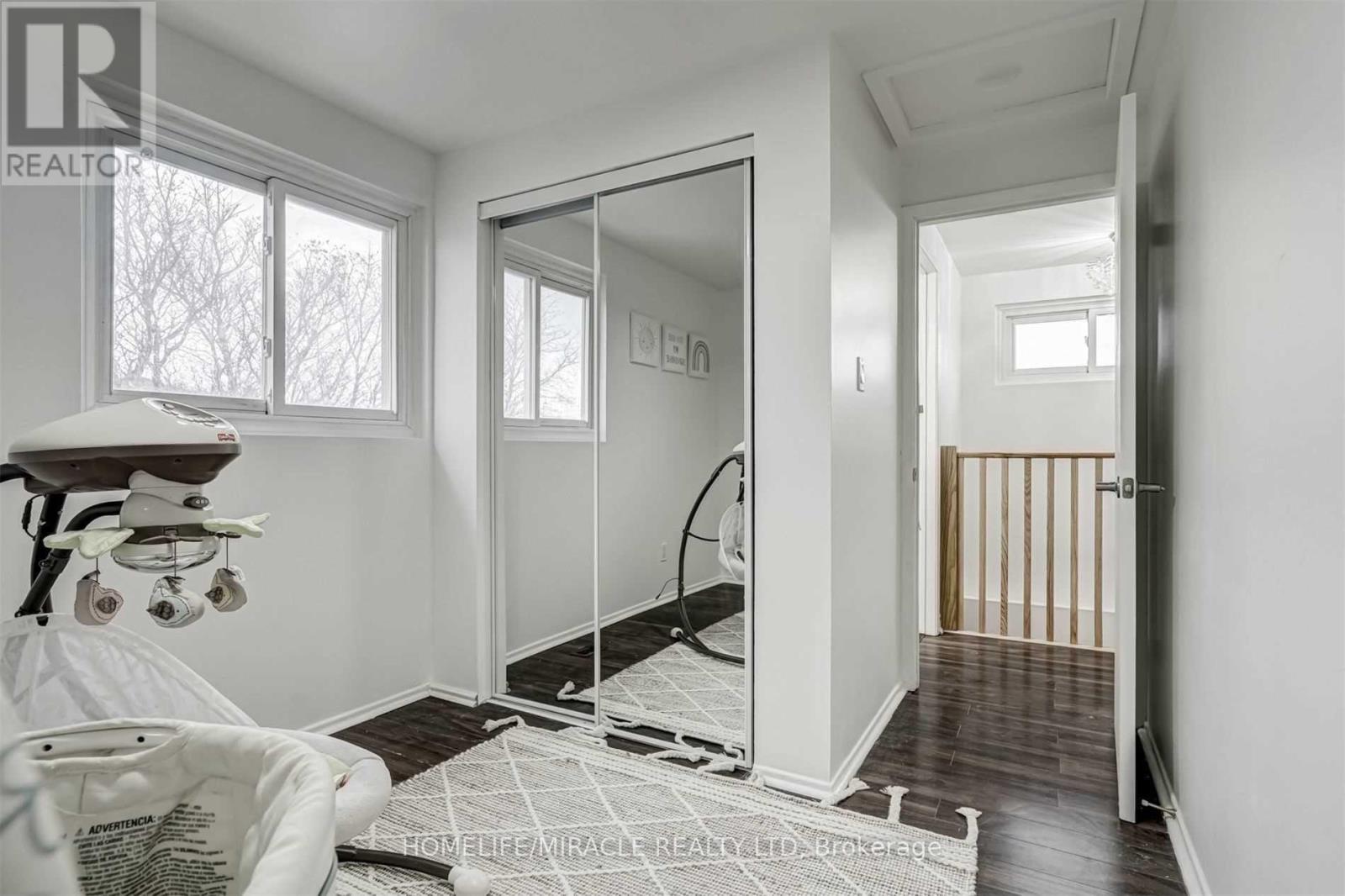 33 Mosque Crescent, Toronto, Ontario M9V 4J1 - Photo 16 - W12614658