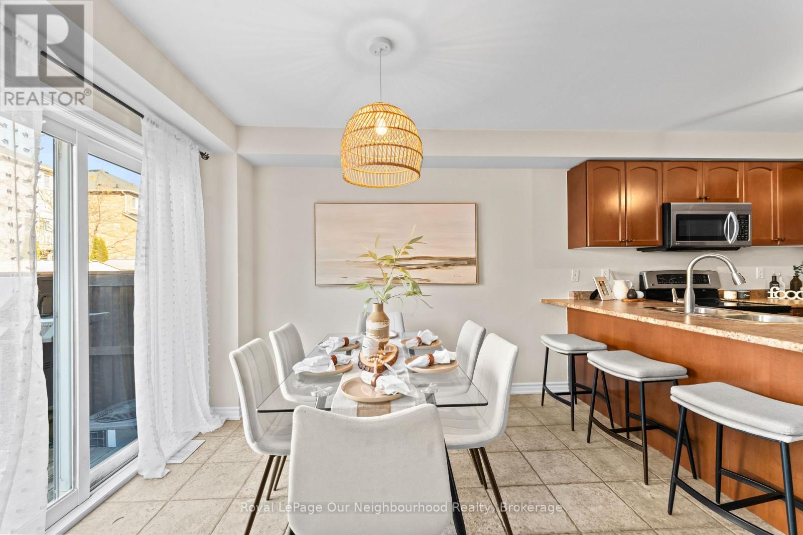 95 Laprade Square, Clarington, Ontario  L1C 3Y6 - Photo 6 - E12567504