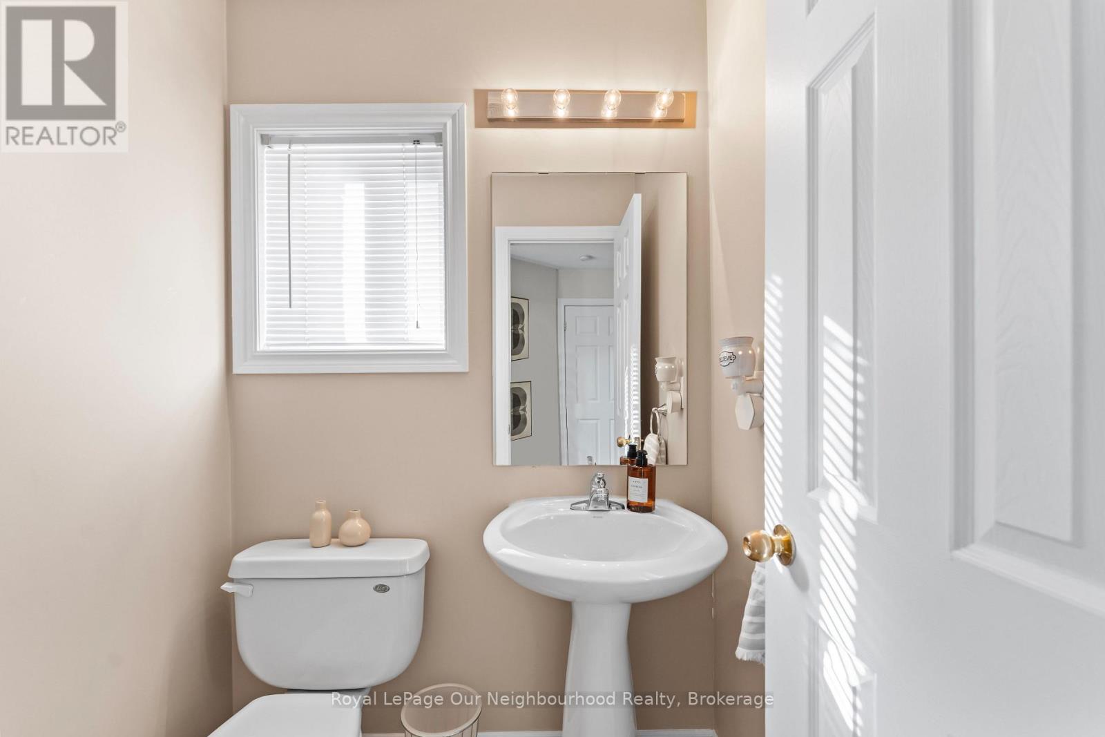 95 Laprade Square, Clarington, Ontario  L1C 3Y6 - Photo 9 - E12567504