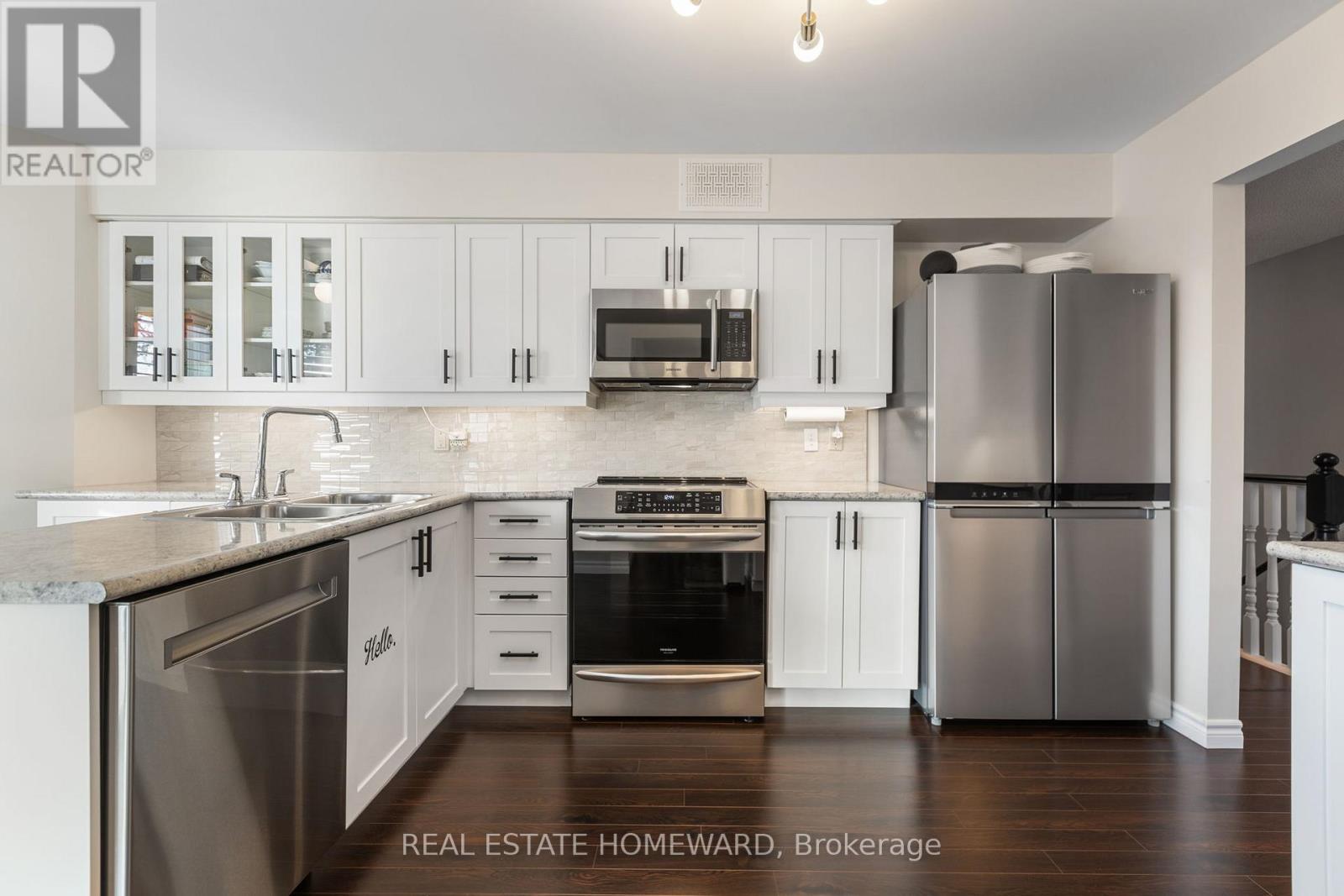 69 Island Bay Drive W, Kawartha Lakes, Ontario K0M 1A0 - Photo 13 - X12614706