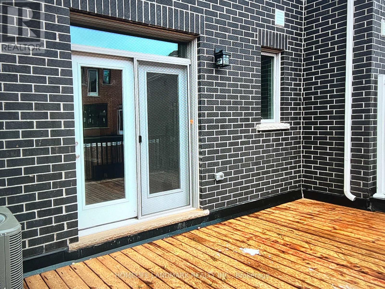 1400 Ripplewood Avenue, Oakville, Ontario L6M 5N8 - Photo 5 - W12561276