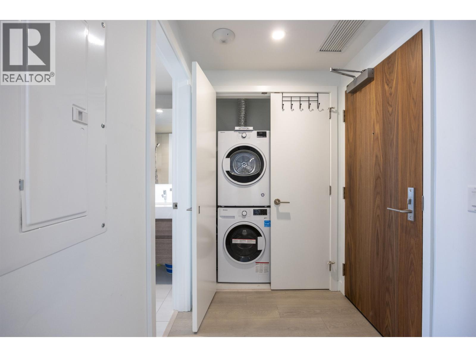 1601 6537 Telford Avenue, Burnaby, British Columbia  V5H 0K9 - Photo 9 - R3073178