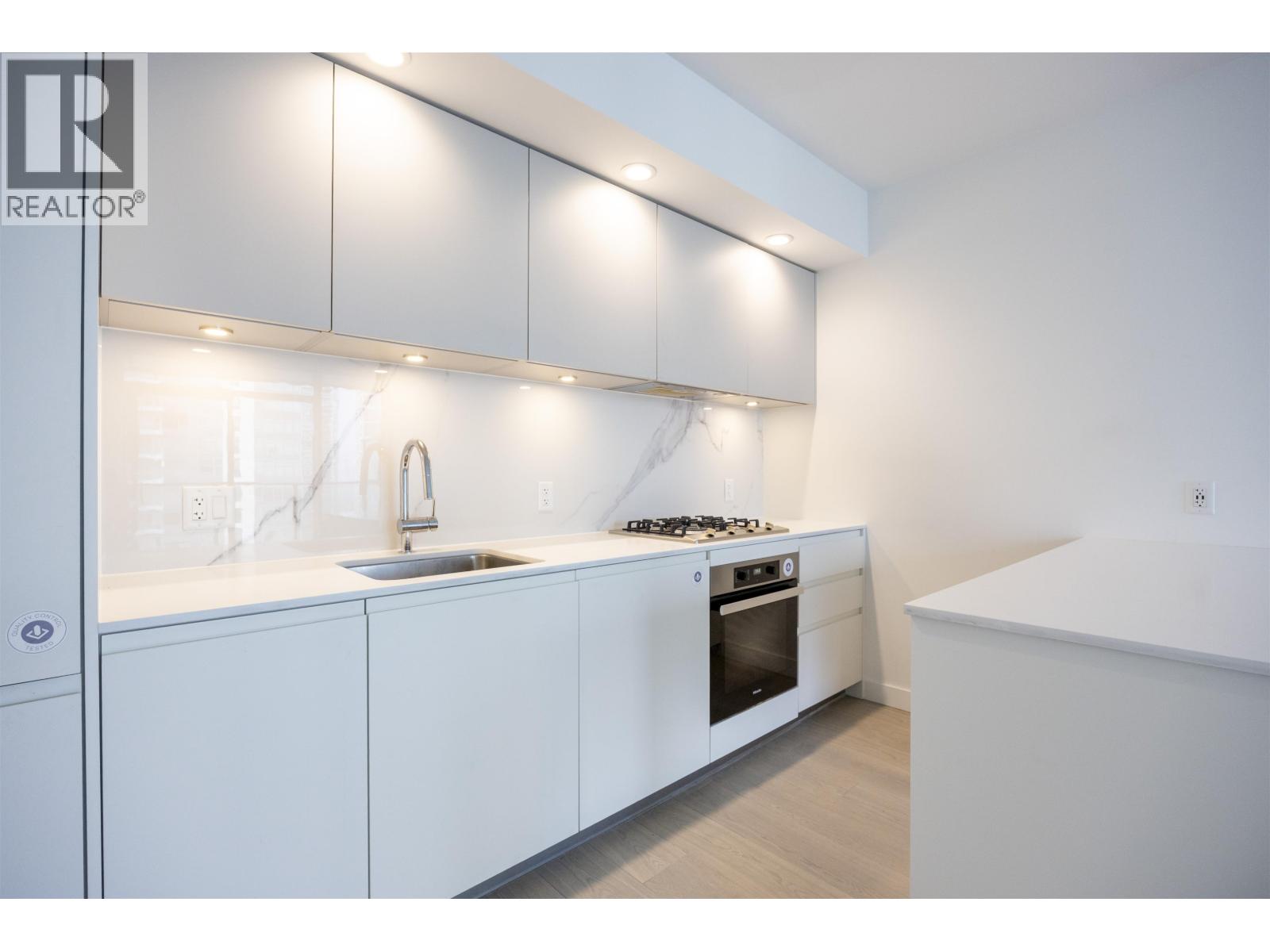 1601 6537 Telford Avenue, Burnaby, British Columbia  V5H 0K9 - Photo 3 - R3073178