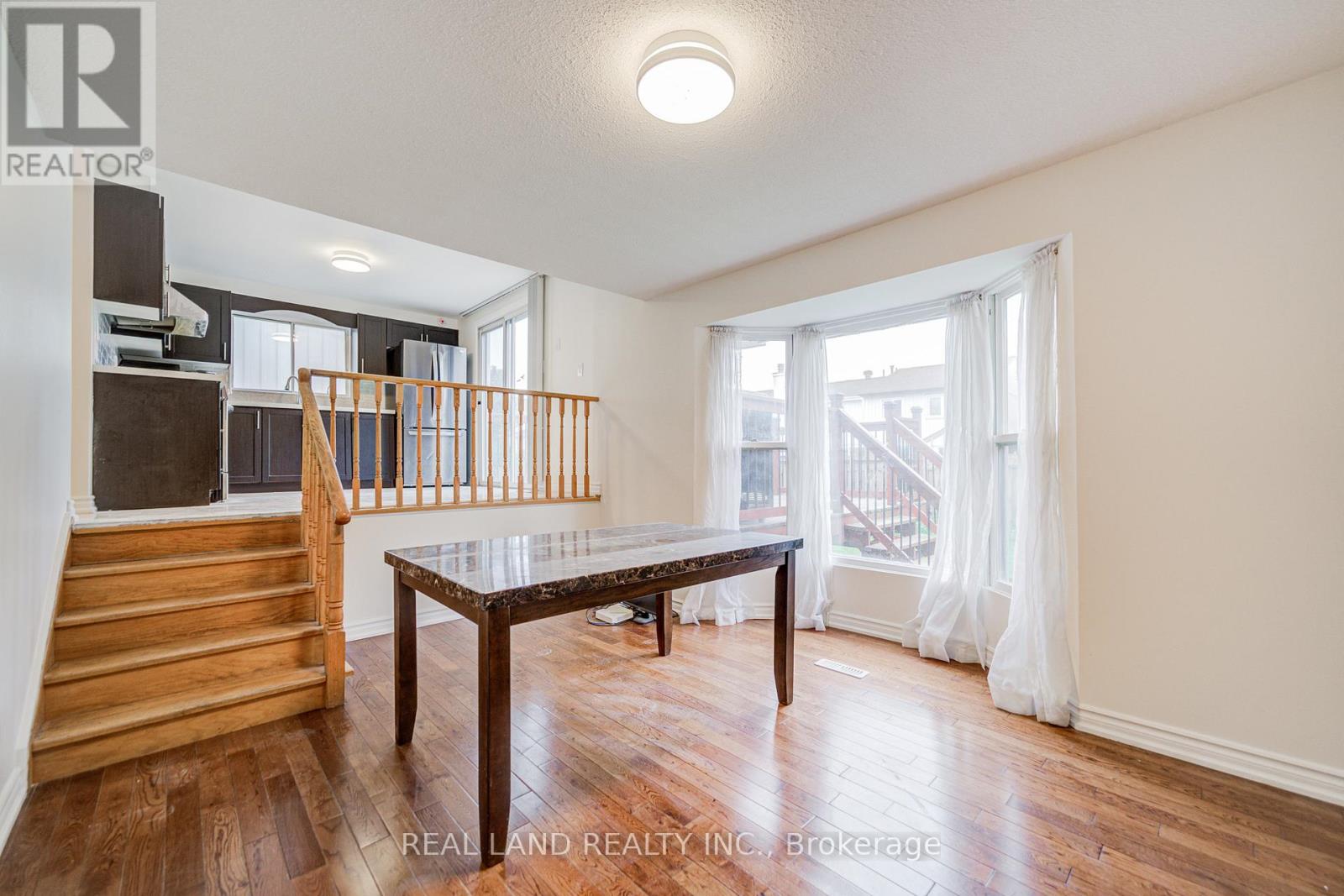 46 Wintermute Boulevard, Toronto, Ontario  M1W 3M6 - Photo 17 - E12614682