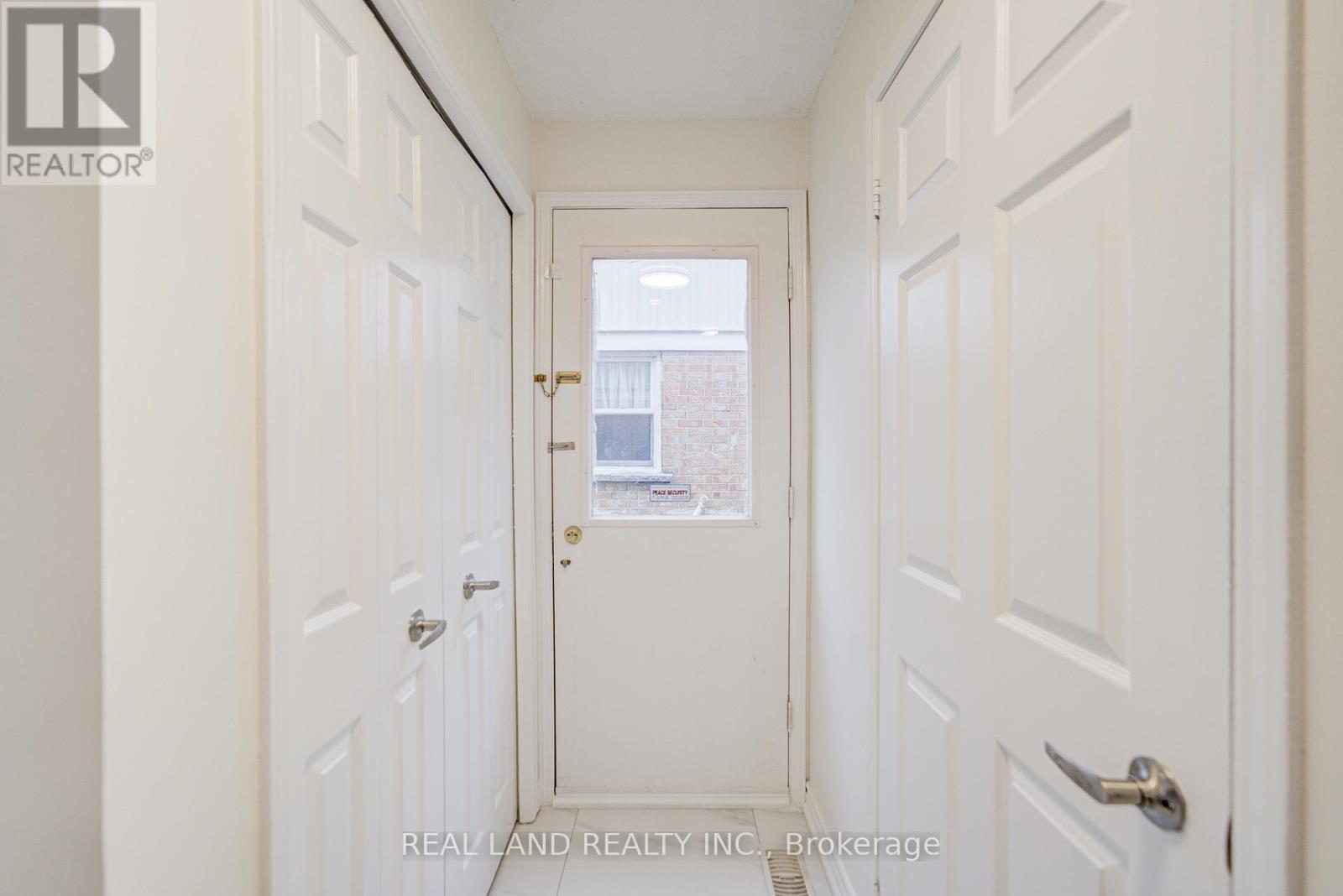 46 Wintermute Boulevard, Toronto, Ontario  M1W 3M6 - Photo 21 - E12614682