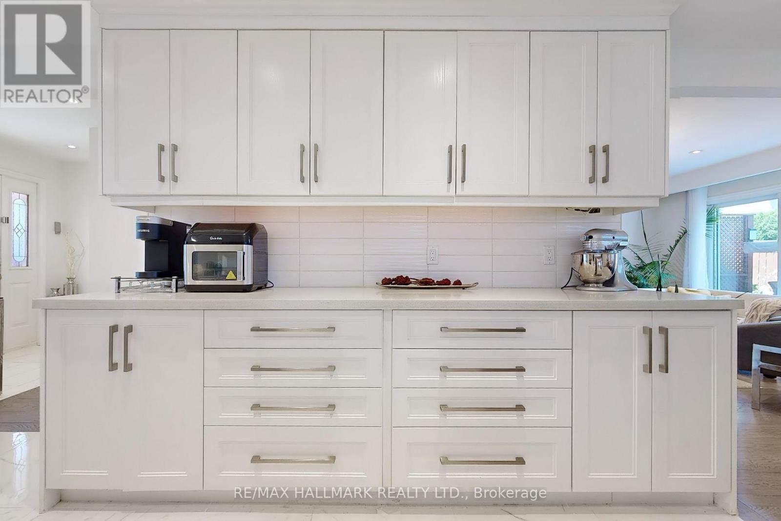 249 Kensington Crescent, Oshawa, Ontario  L1G 7R8 - Photo 13 - E12614686