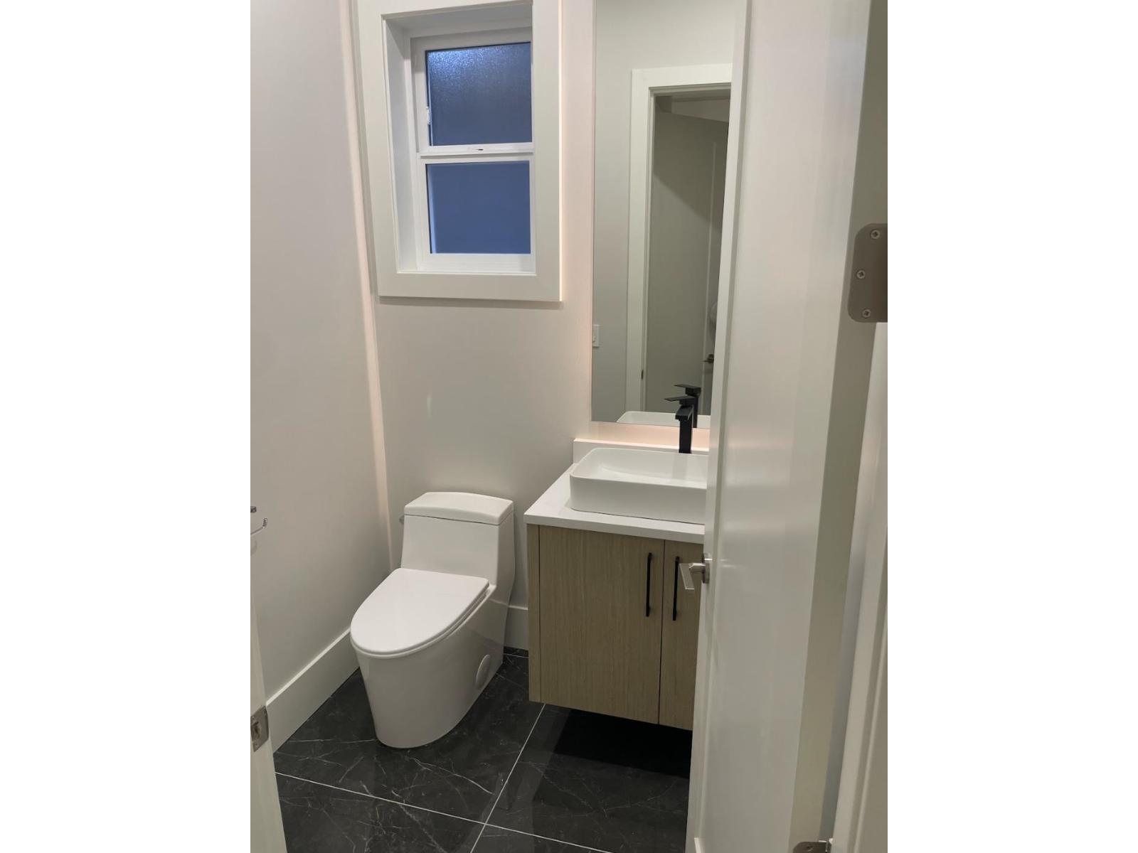 15663 77b Avenue, Surrey, British Columbia  V3S 3P9 - Photo 17 - R3073193