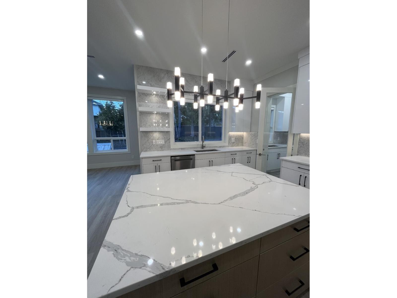 15663 77b Avenue, Surrey, British Columbia  V3S 3P9 - Photo 5 - R3073193