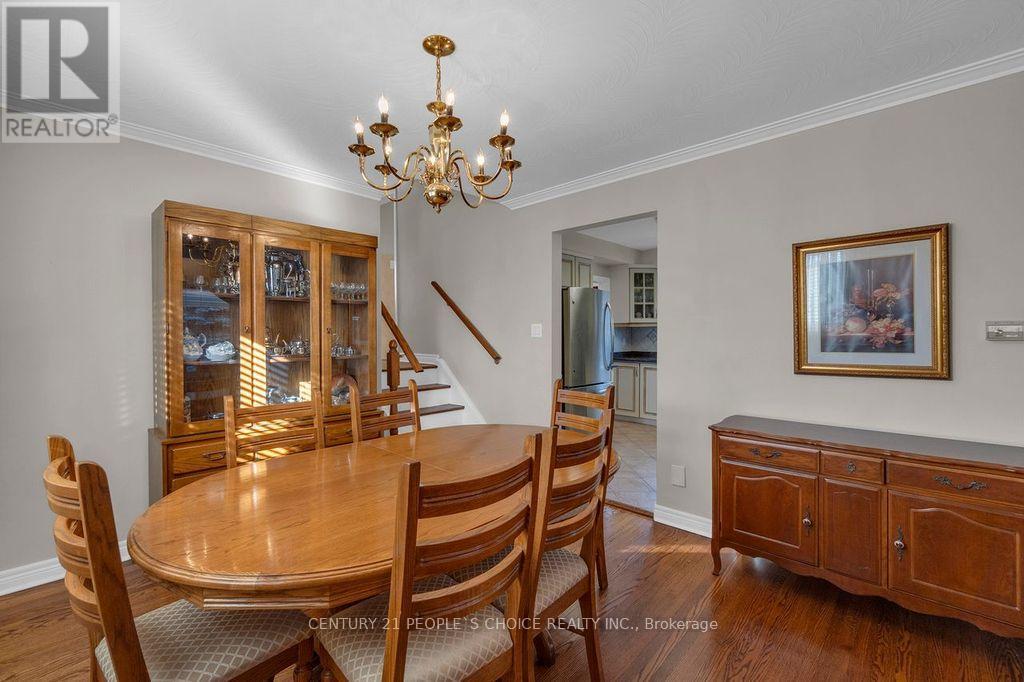 90 Goldsboro Road, Toronto, Ontario  M9L 1A8 - Photo 11 - W12614684