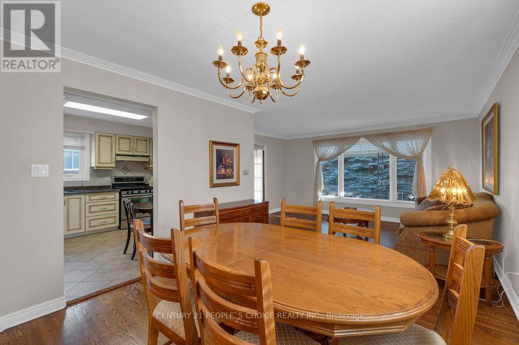 90 Goldsboro Road, Toronto, Ontario  M9L 1A8 - Photo 13 - W12614684