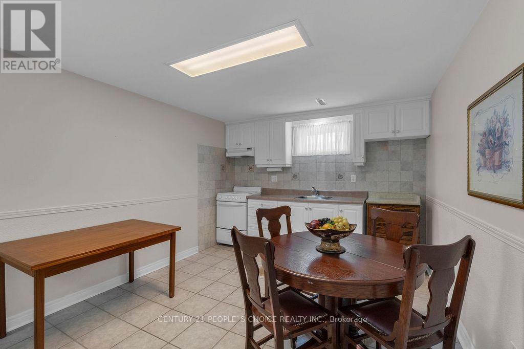 90 Goldsboro Road, Toronto, Ontario  M9L 1A8 - Photo 30 - W12614684