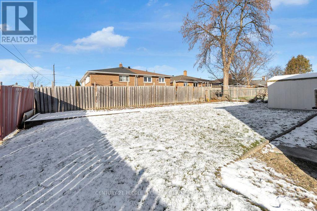 90 Goldsboro Road, Toronto, Ontario  M9L 1A8 - Photo 38 - W12614684