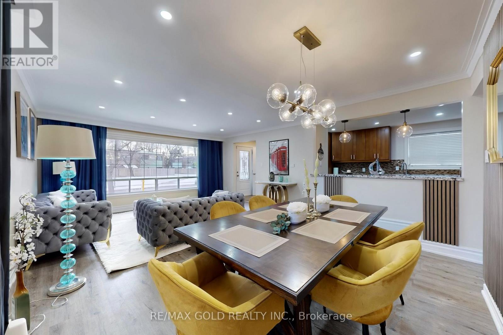 189 Kingsview Boulevard, Toronto, Ontario  M9R 1V7 - Photo 12 - W12614688