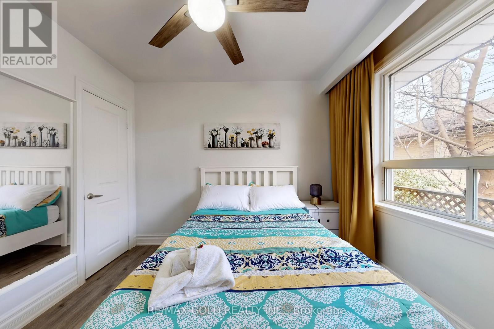 189 Kingsview Boulevard, Toronto, Ontario  M9R 1V7 - Photo 24 - W12614688