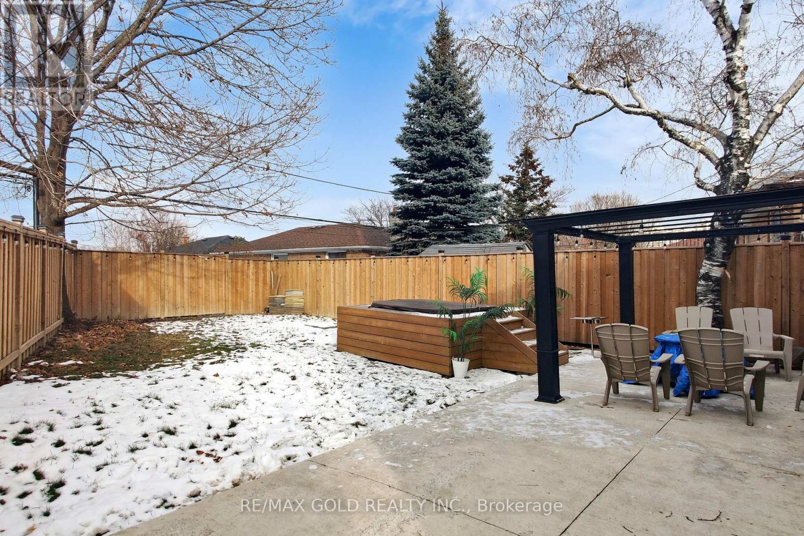 189 Kingsview Boulevard, Toronto, Ontario  M9R 1V7 - Photo 49 - W12614688