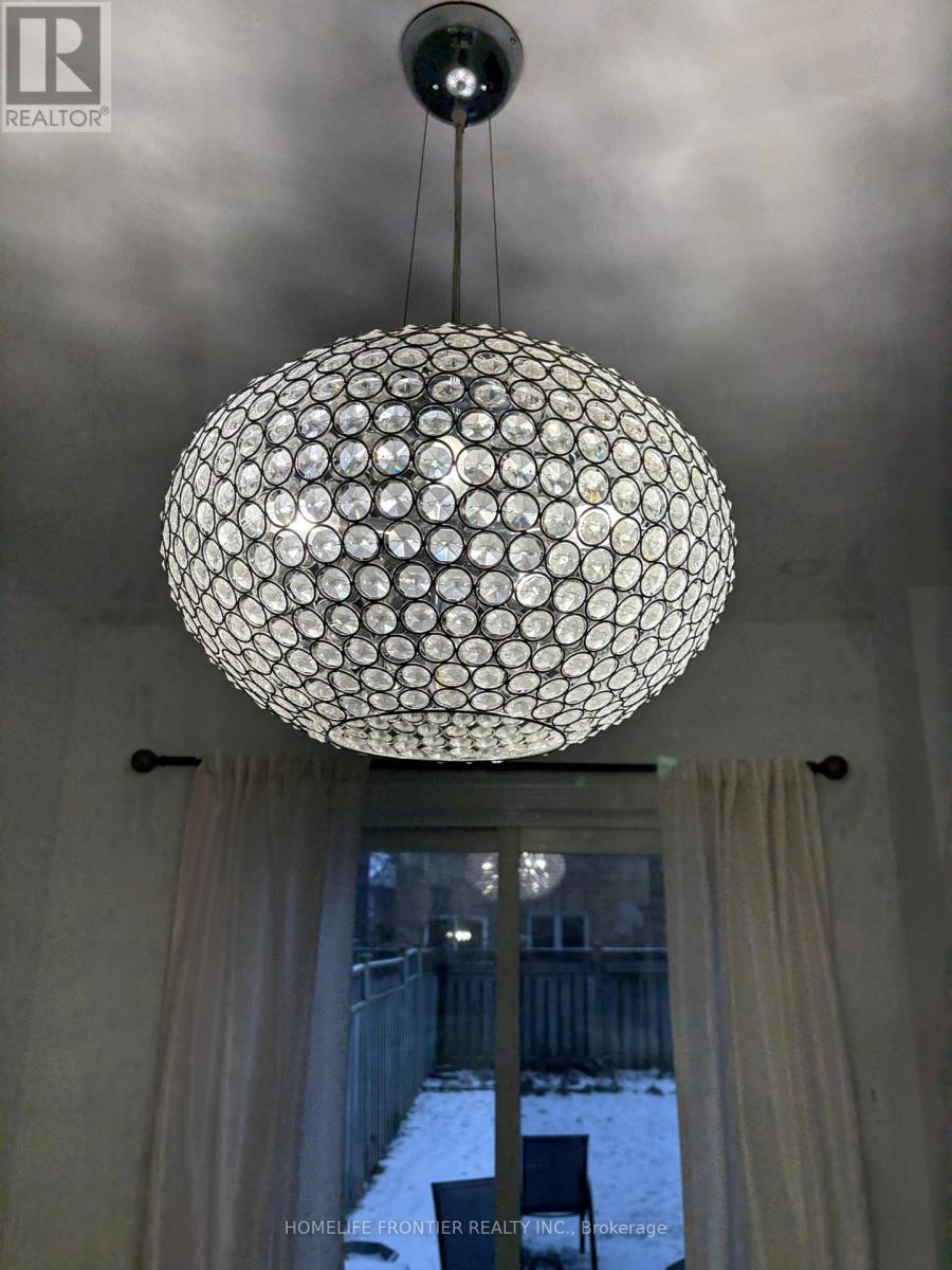 106 Casabel Drive W, Vaughan, Ontario  L6A 3L8 - Photo 18 - N12597128