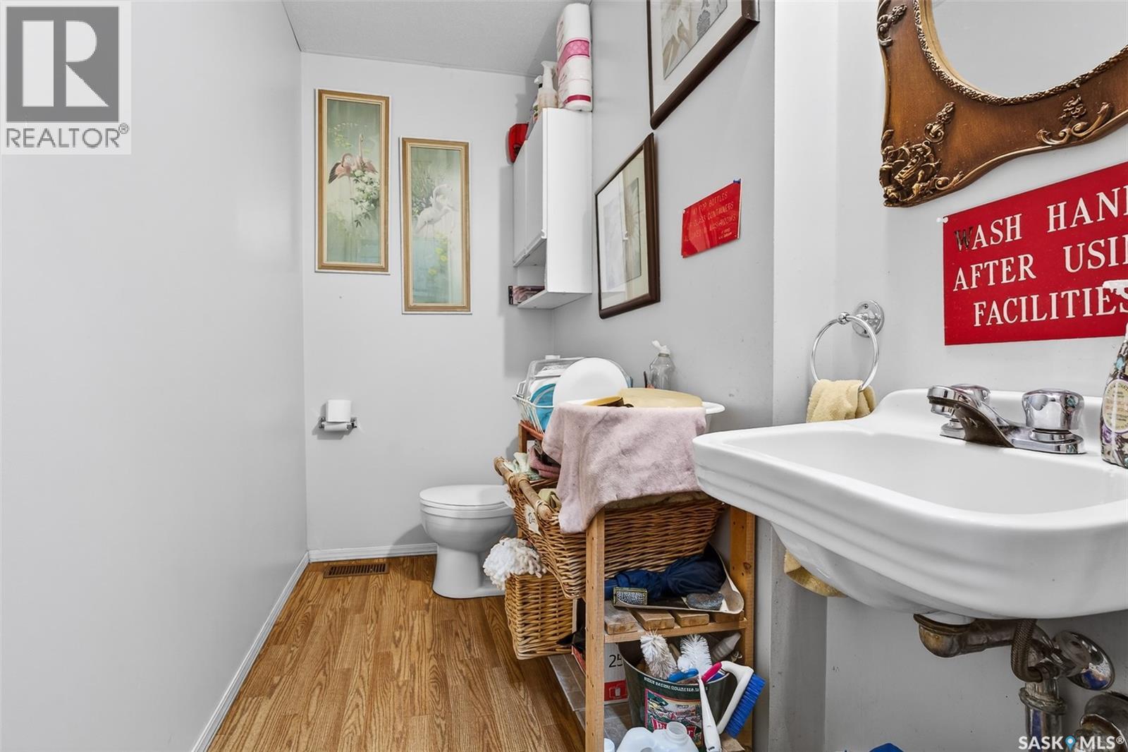 26 Main Street N, Moose Jaw, Saskatchewan  S6H 3J6 - Photo 17 - SK025437