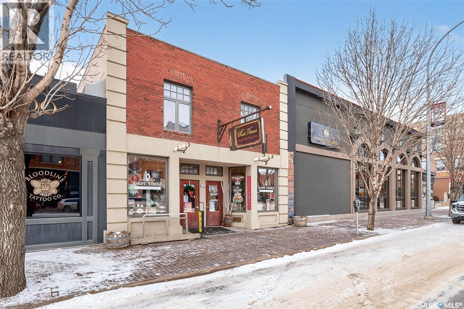 26 Main Street N, Moose Jaw, Saskatchewan  S6H 3J6 - Photo 2 - SK025437