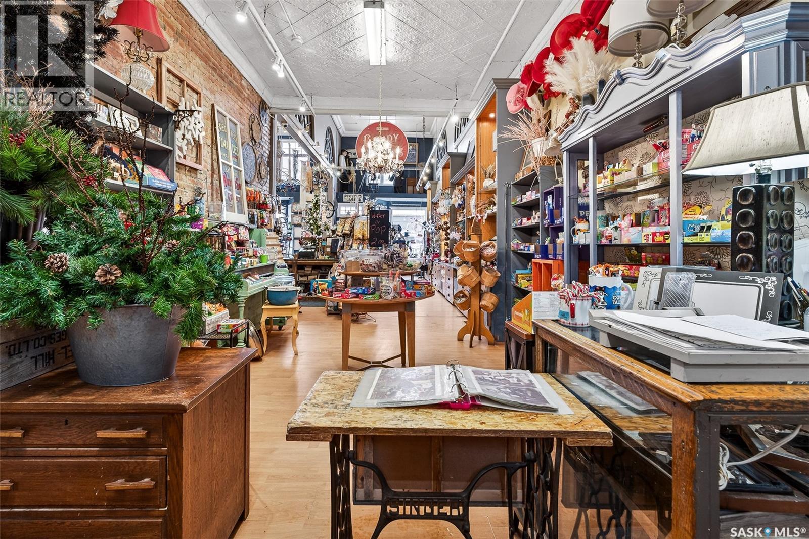 26 Main Street N, Moose Jaw, Saskatchewan  S6H 3J6 - Photo 24 - SK025437