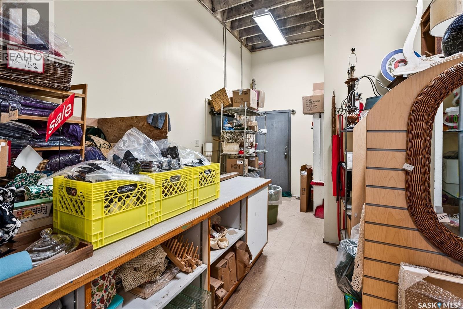 26 Main Street N, Moose Jaw, Saskatchewan  S6H 3J6 - Photo 33 - SK025437