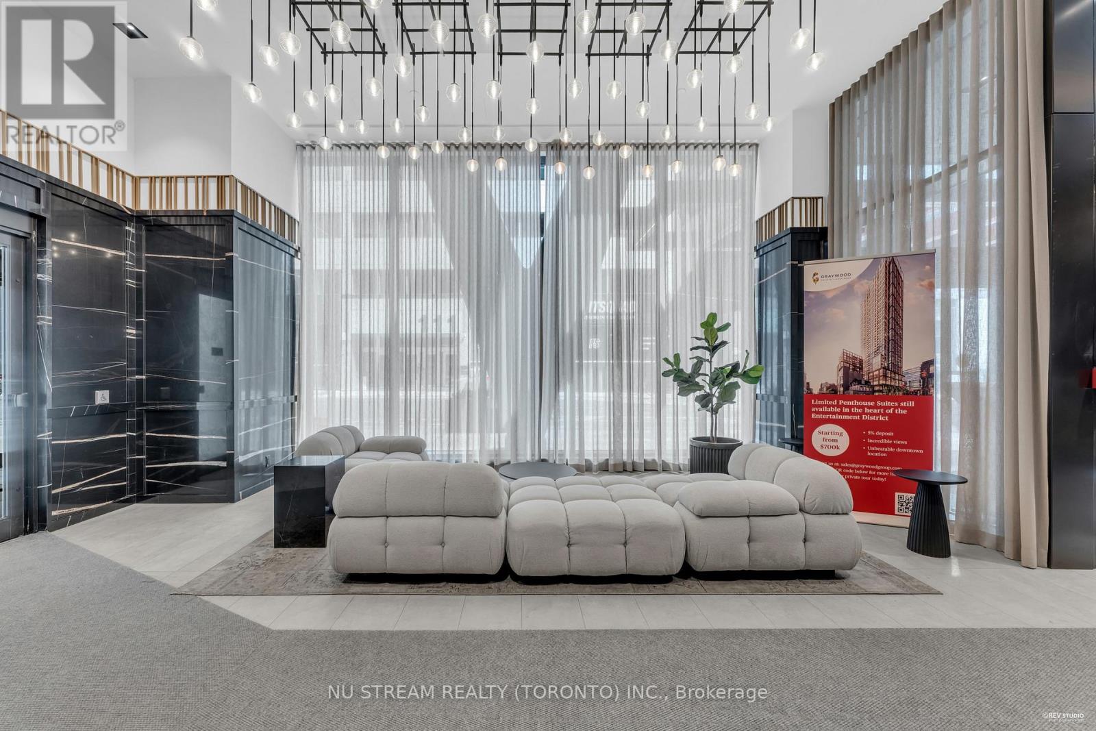 1208 - 108 Peter Street, Toronto, Ontario M5V 2G7 - Photo 4 - C12614718