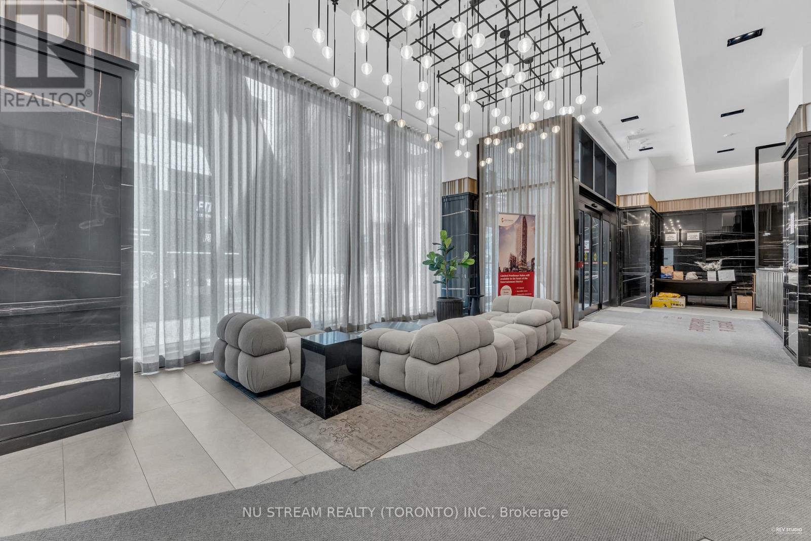 1208 - 108 Peter Street, Toronto, Ontario M5V 2G7 - Photo 5 - C12614718