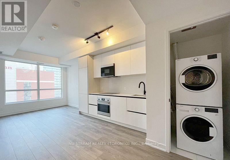 1208 - 108 Peter Street, Toronto, Ontario M5V 2G7 - Photo 8 - C12614718