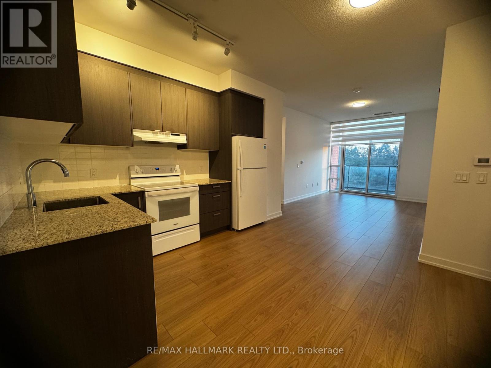 214 - 1010 Dundas Street E, Whitby, Ontario  L1N 2K2 - Photo 3 - E12614726