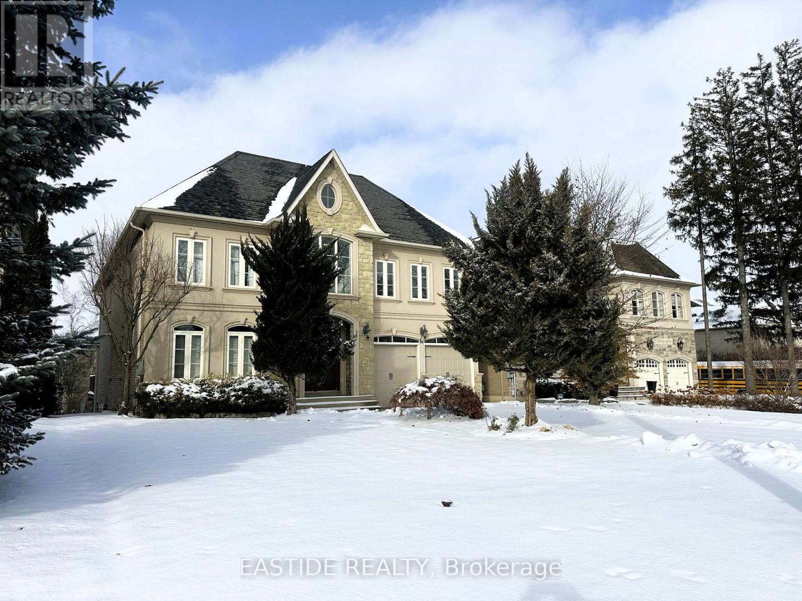 86 Snively Street, Richmond Hill, Ontario L4E 3E9 - Photo 2 - N12614708